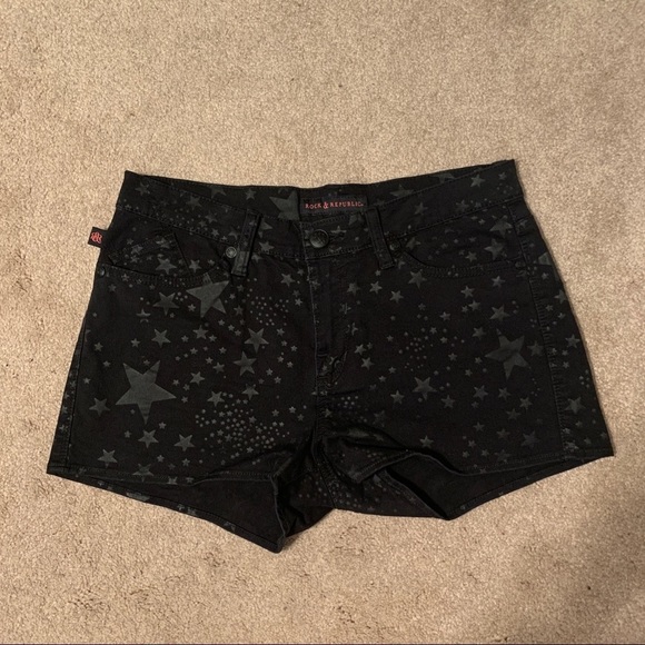 Rock & Republic Pants - Rock Republic Lolita Shorts Black on Black Stars